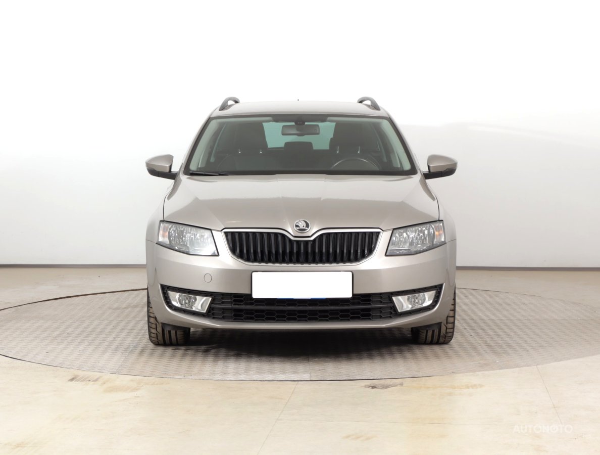 Škoda Octavia, 2013 - pohled č. 2