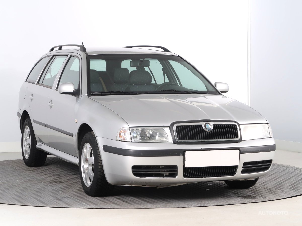 Škoda Octavia, 2001 - celkový pohled