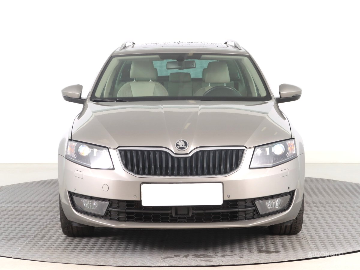 Škoda Octavia, 2014 - pohled č. 2