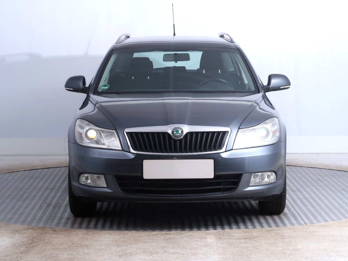 Škoda Octavia, 2010 - pohled č. 2