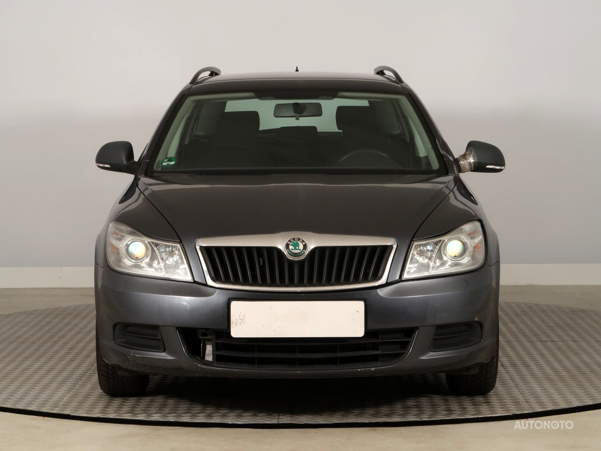 Škoda Octavia, 2012 - pohled č. 2