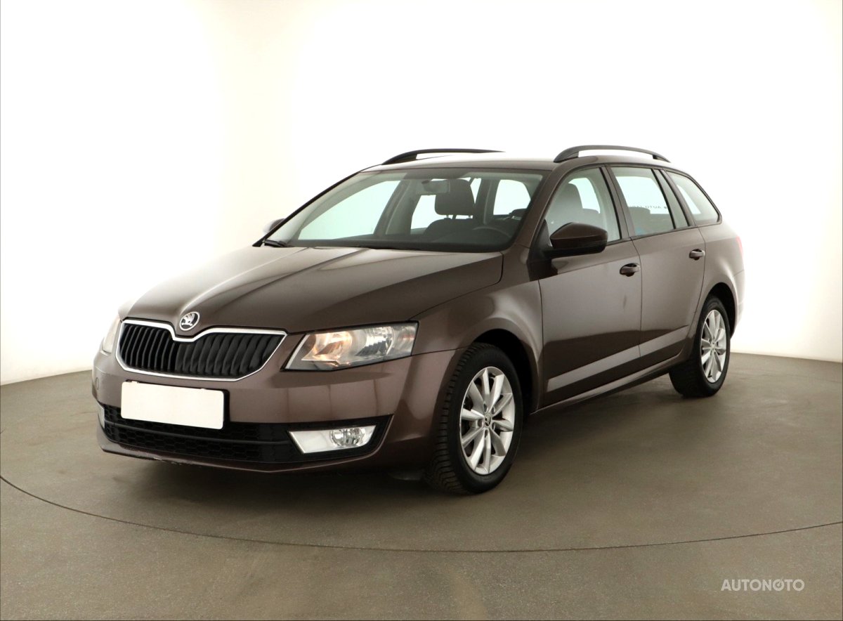 Škoda Octavia, 2015 - pohled č. 3