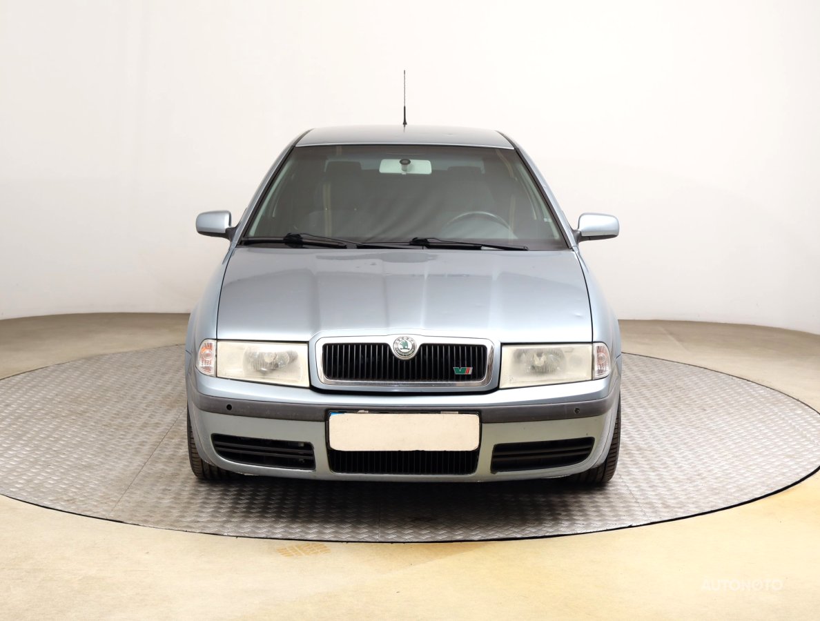 Škoda Octavia, 2002 - pohled č. 2