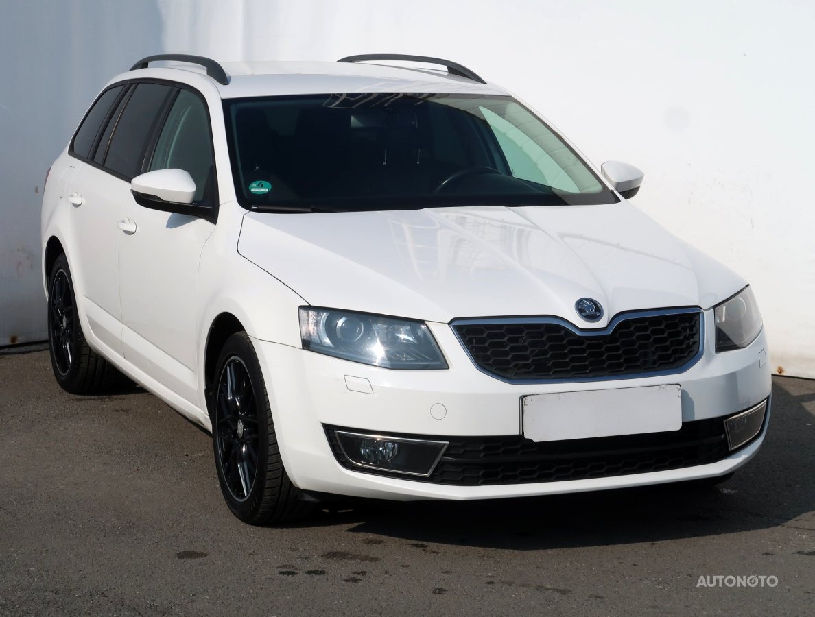Škoda Octavia, 2013 - celkový pohled