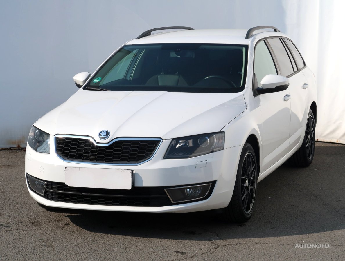 Škoda Octavia, 2013 - pohled č. 3