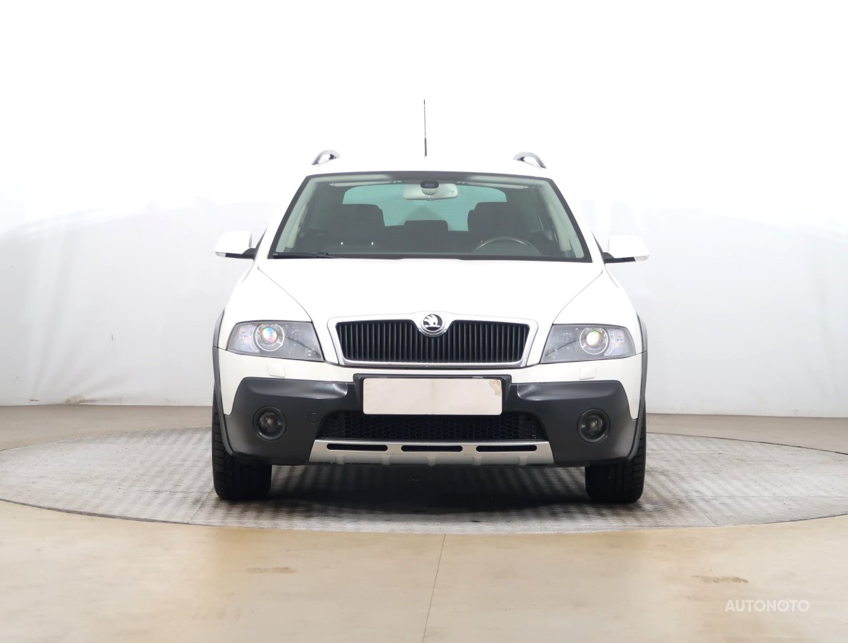 Škoda Octavia, 2008 - pohled č. 2