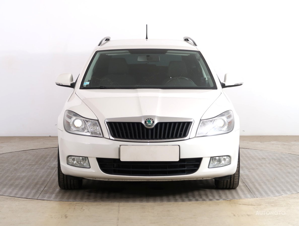Škoda Octavia, 2011 - pohled č. 2