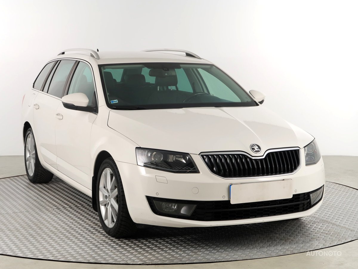 Škoda Octavia, 2013 - celkový pohled