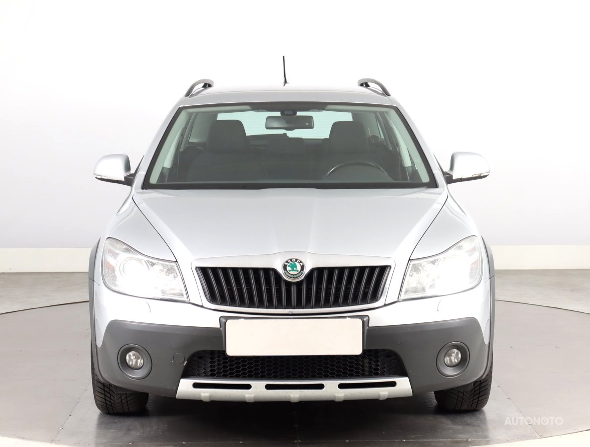 Škoda Octavia, 2012 - pohled č. 2