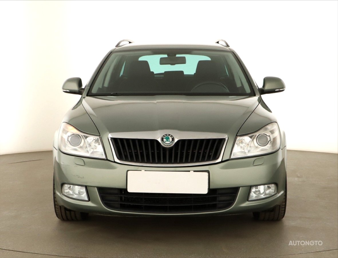 Škoda Octavia, 2011 - pohled č. 2