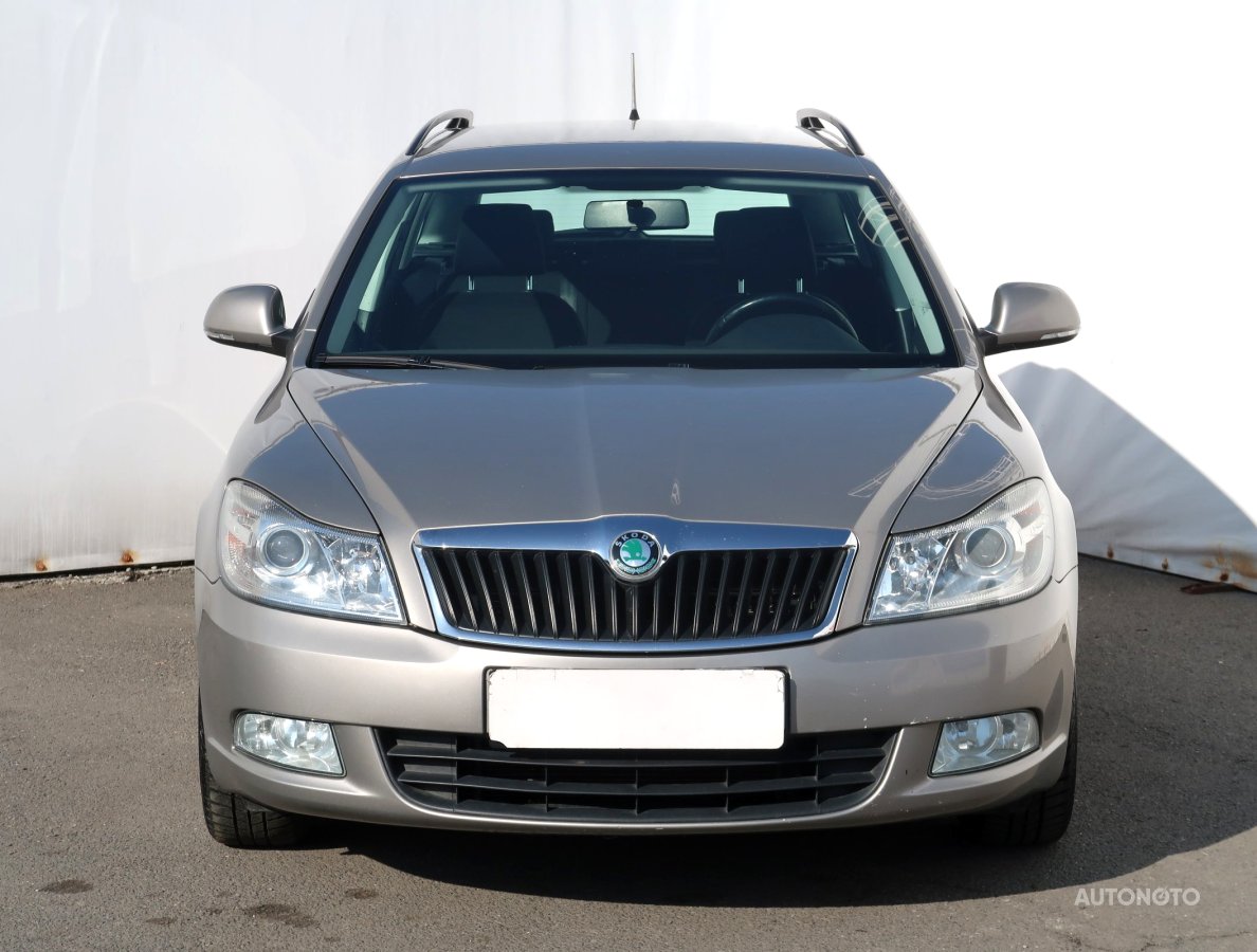 Škoda Octavia, 2011 - pohled č. 2
