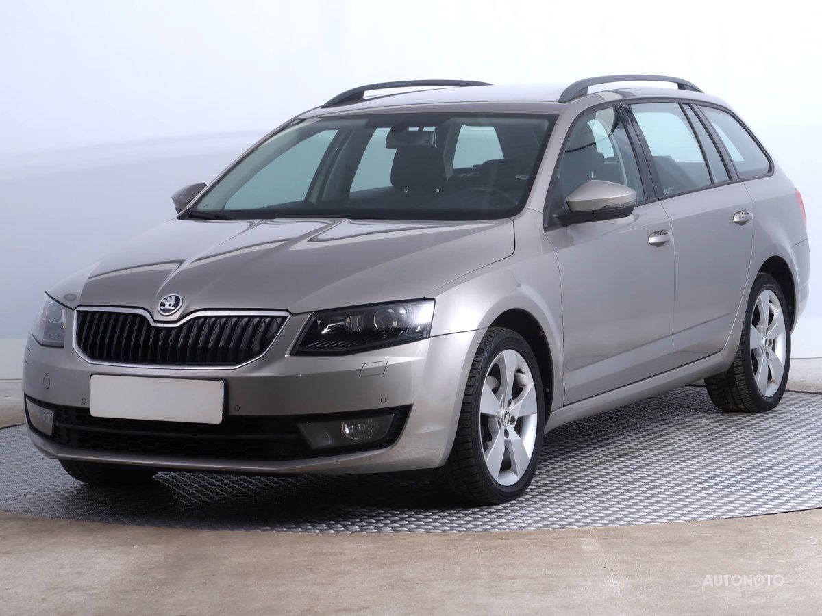 Škoda Octavia, 2015 - pohled č. 3