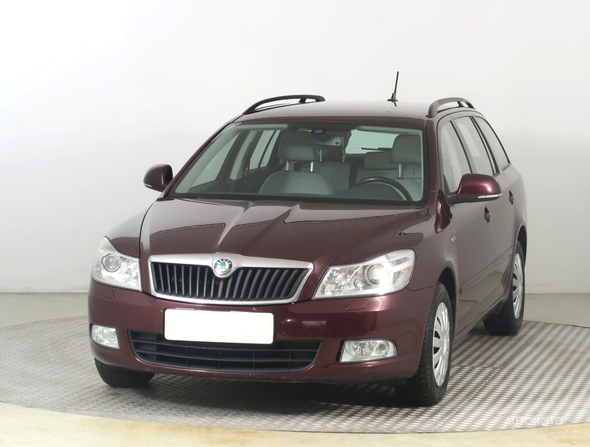 Škoda Octavia, 2011 - pohled č. 3
