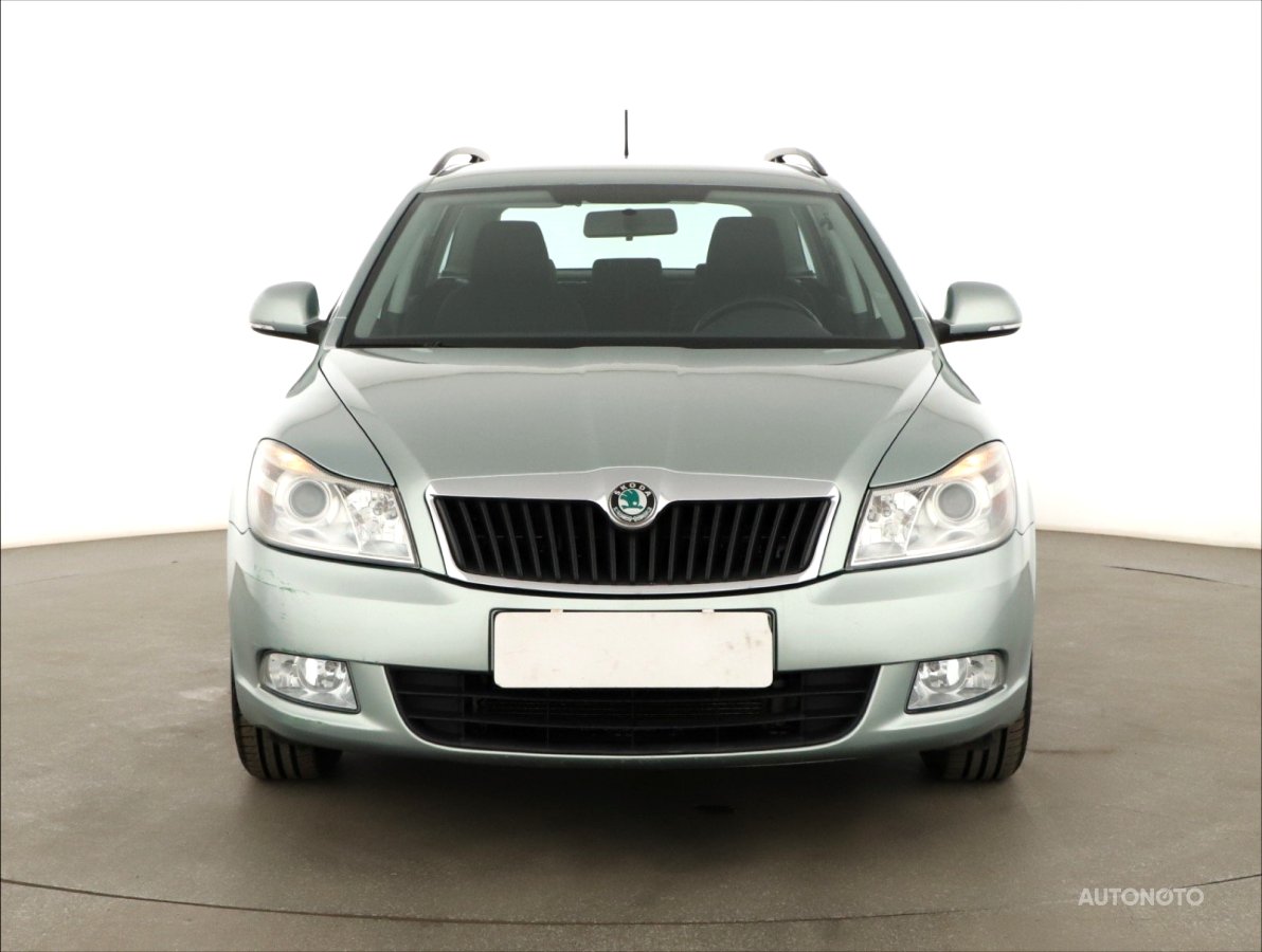 Škoda Octavia, 2013 - pohled č. 2