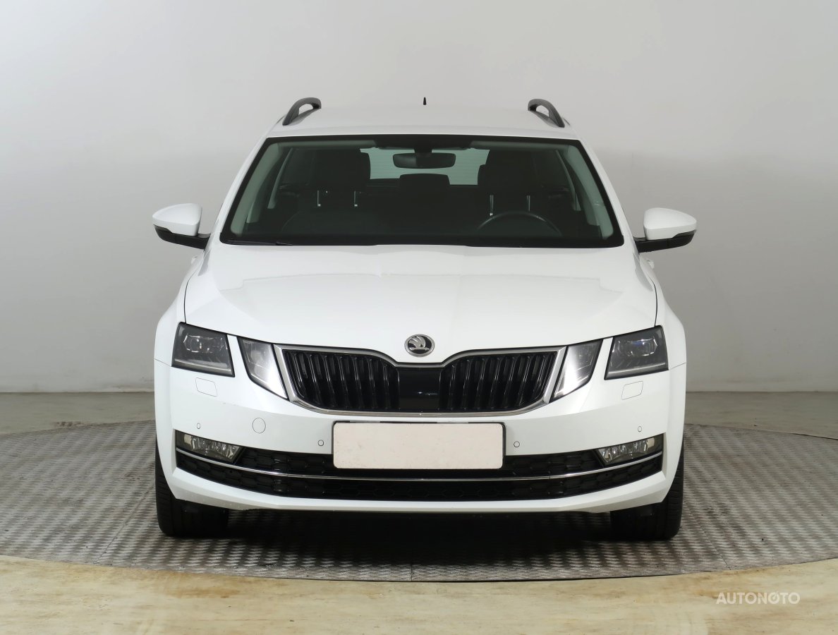 Škoda Octavia, 2019 - pohled č. 2