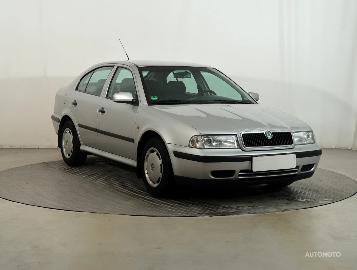 Škoda Octavia, 1998 - celkový pohled