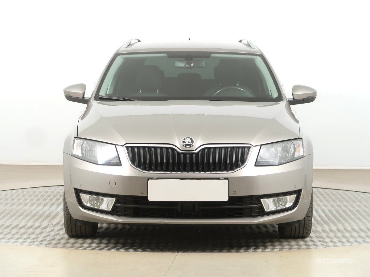 Škoda Octavia, 2013 - pohled č. 2