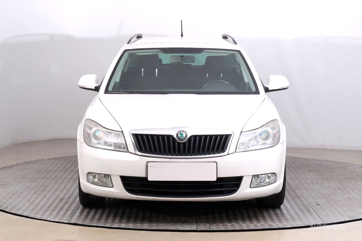 Škoda Octavia, 2010 - pohled č. 2
