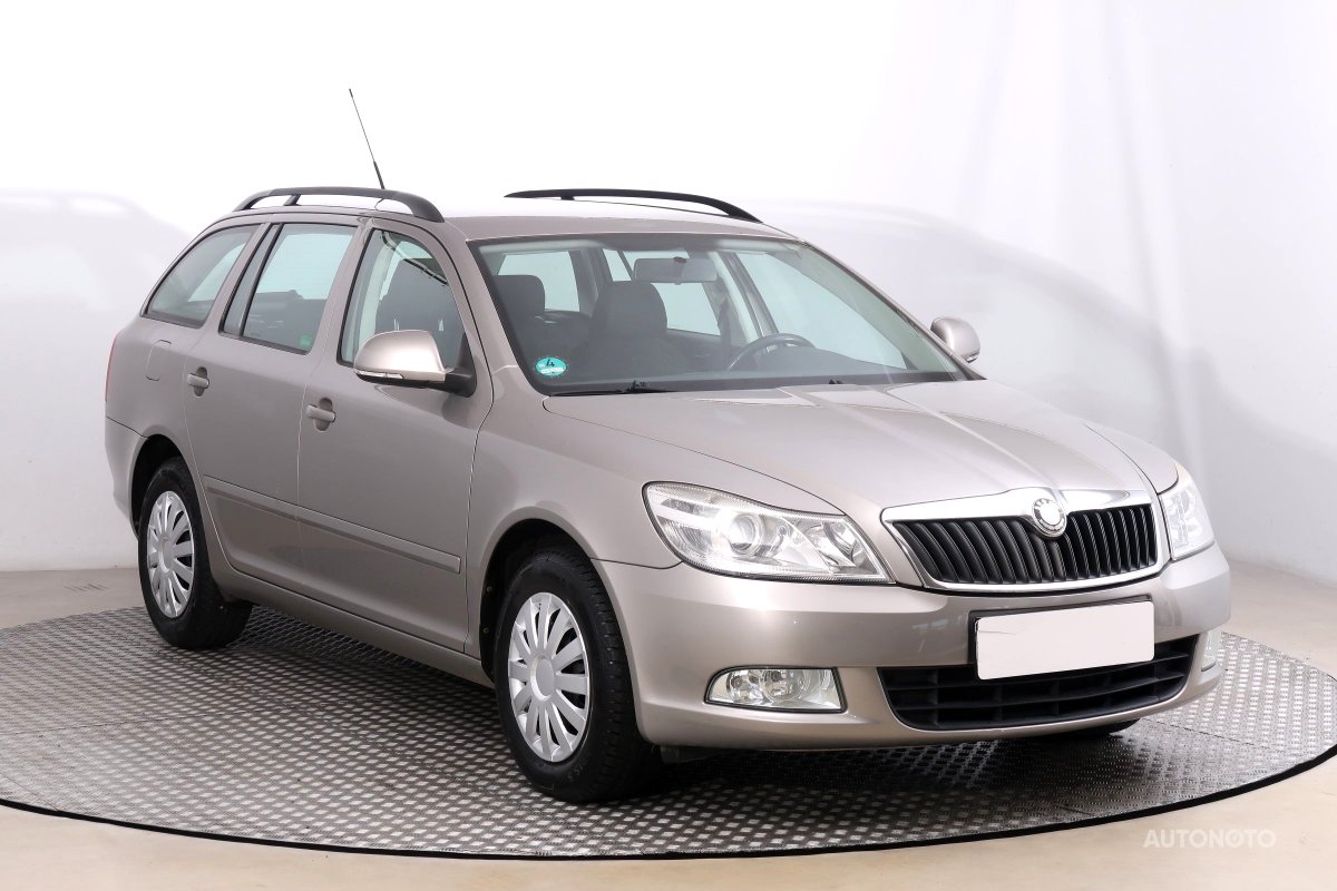 Škoda Octavia, 2010 - celkový pohled