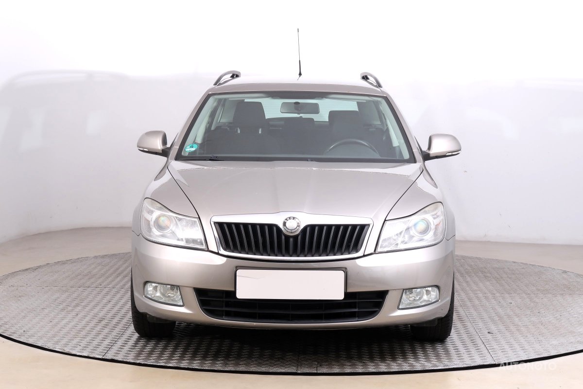 Škoda Octavia, 2010 - pohled č. 2