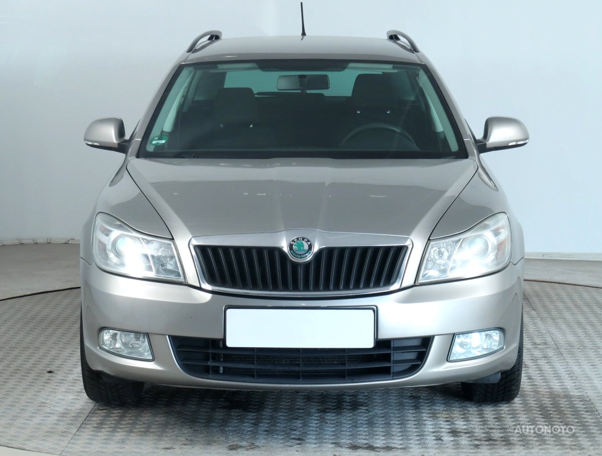 Škoda Octavia, 2011 - pohled č. 2
