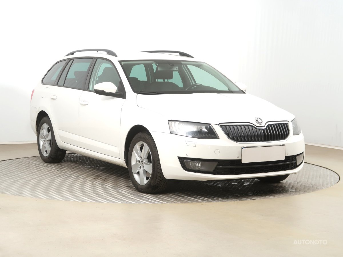 Škoda Octavia, 2013 - celkový pohled