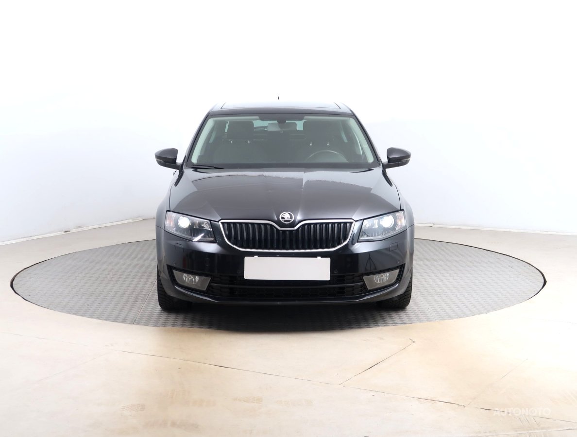 Škoda Octavia, 2015 - pohled č. 2