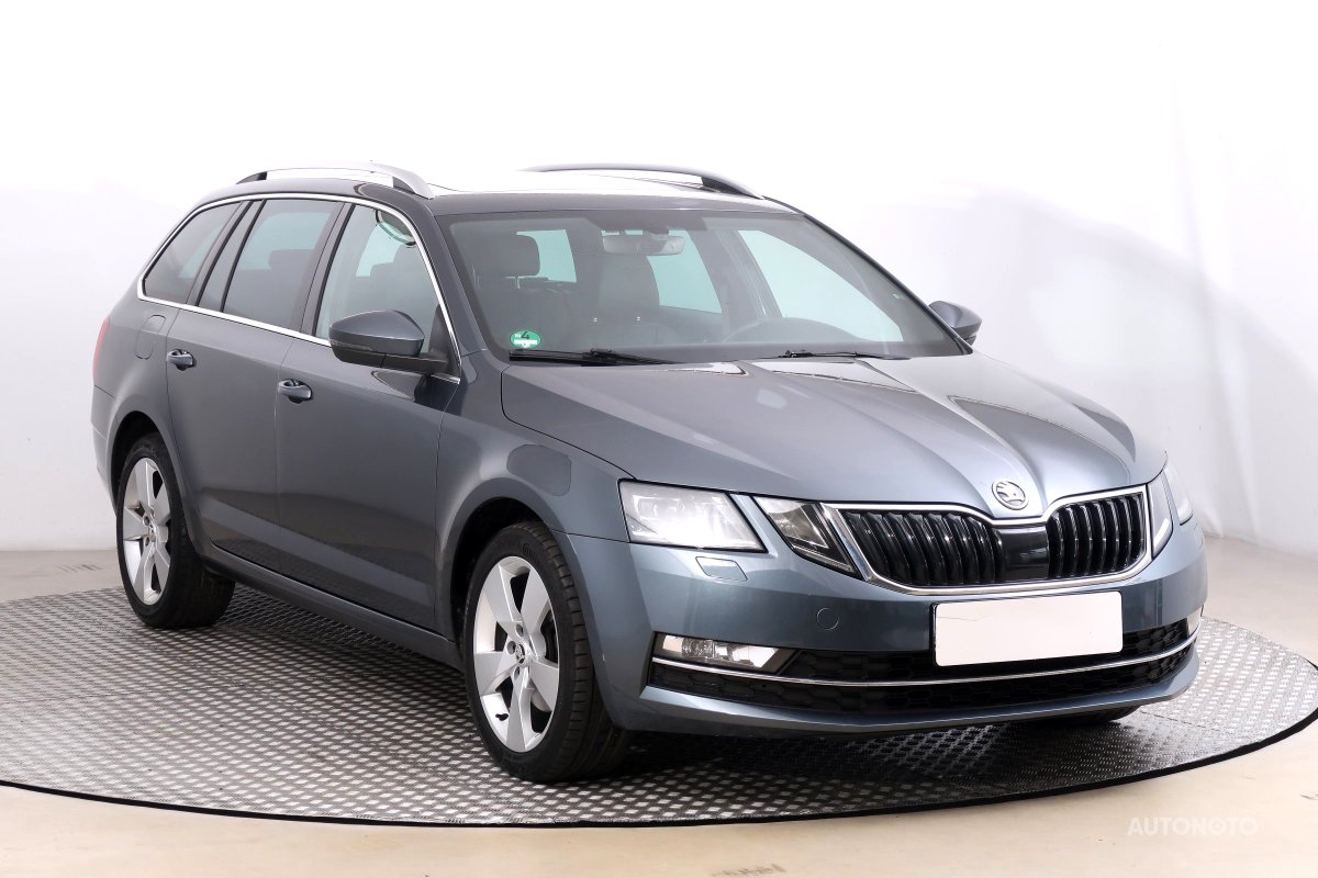 Škoda Octavia, 2020 - celkový pohled