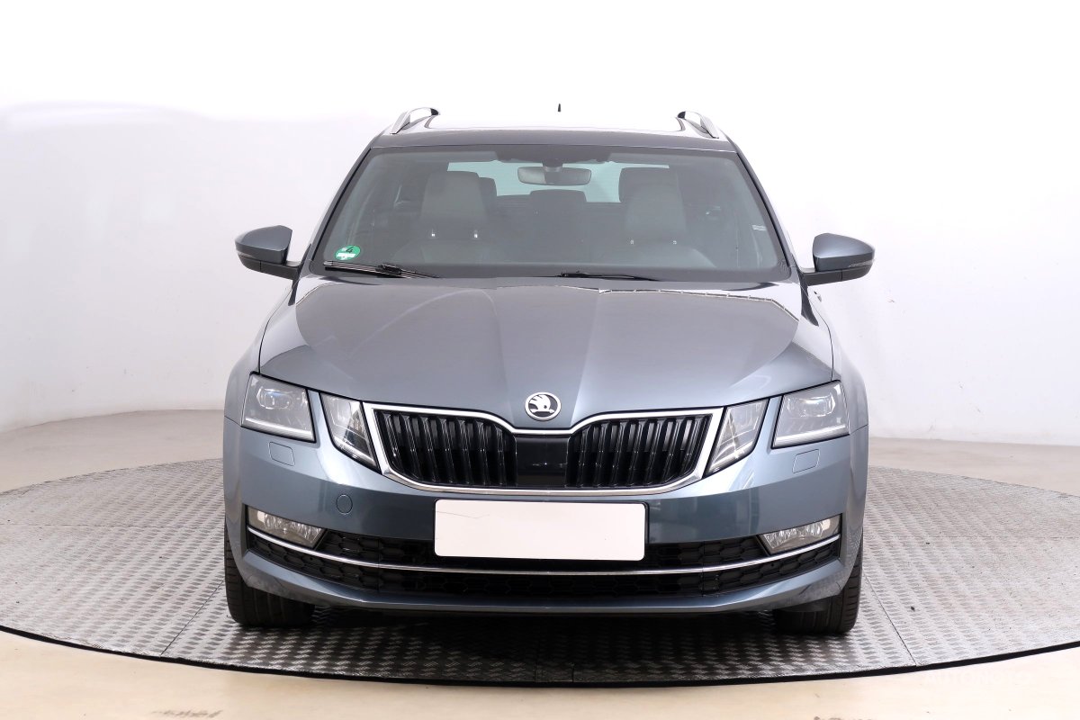 Škoda Octavia, 2020 - pohled č. 2