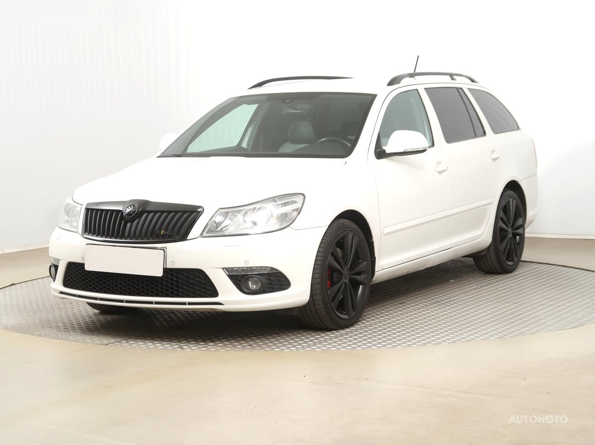 Škoda Octavia, 2011 - pohled č. 3