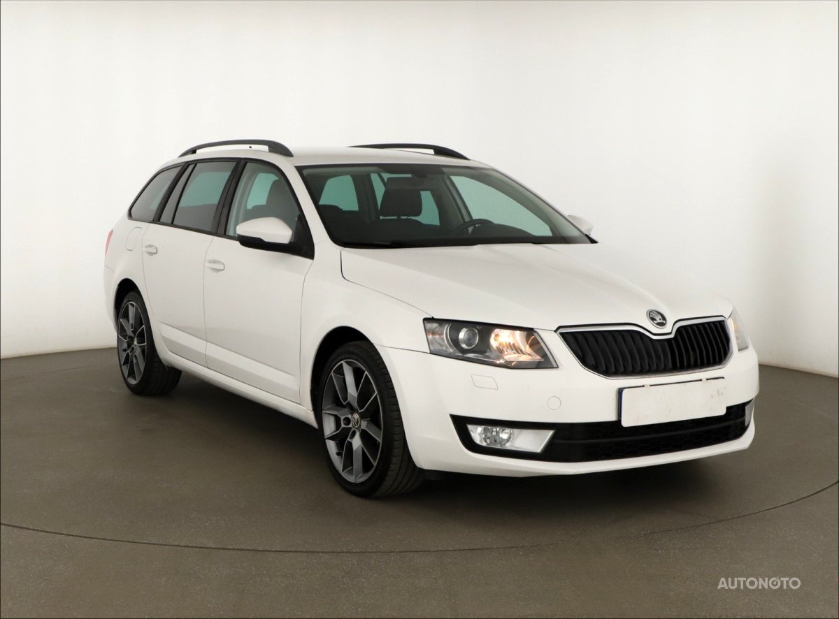 Škoda Octavia, 2013 - celkový pohled