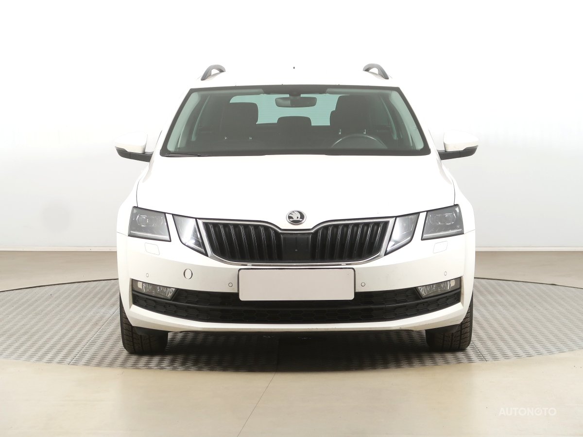 Škoda Octavia, 2018 - pohled č. 2