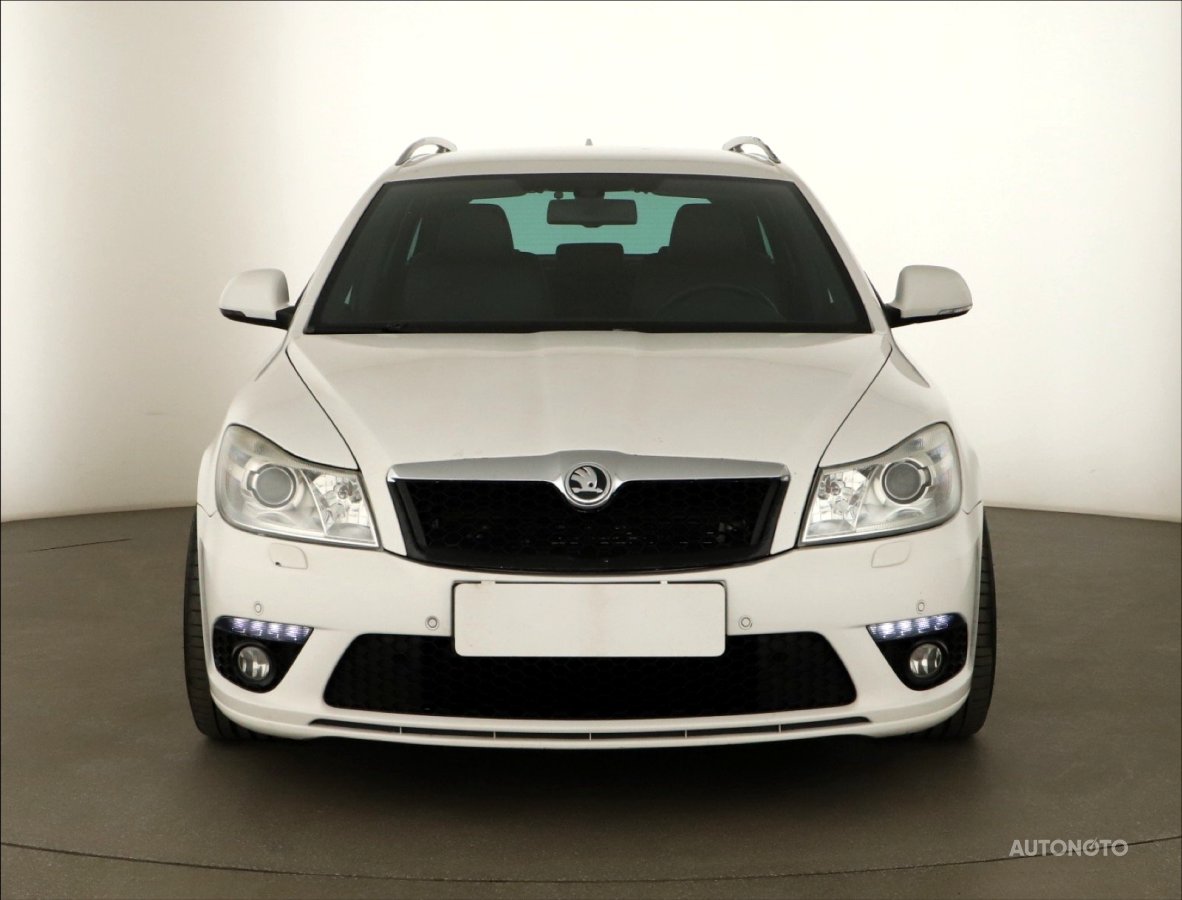 Škoda Octavia, 2011 - pohled č. 2