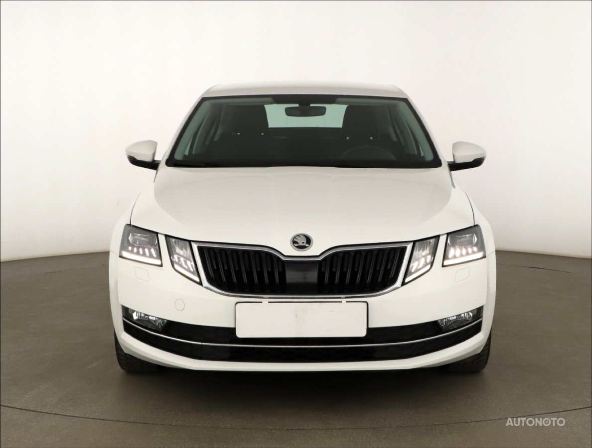 Škoda Octavia, 2018 - pohled č. 2