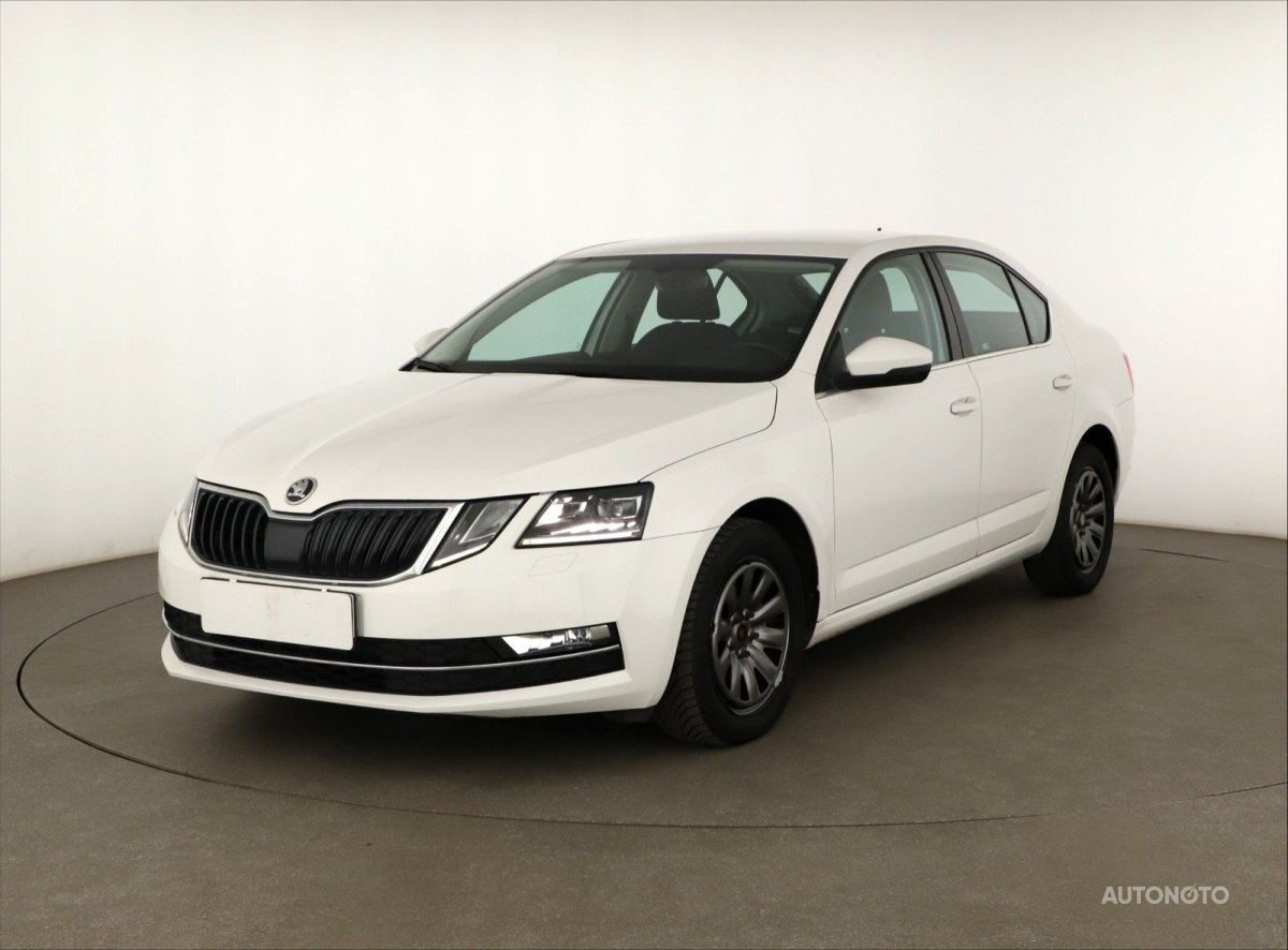 Škoda Octavia, 2018 - pohled č. 3