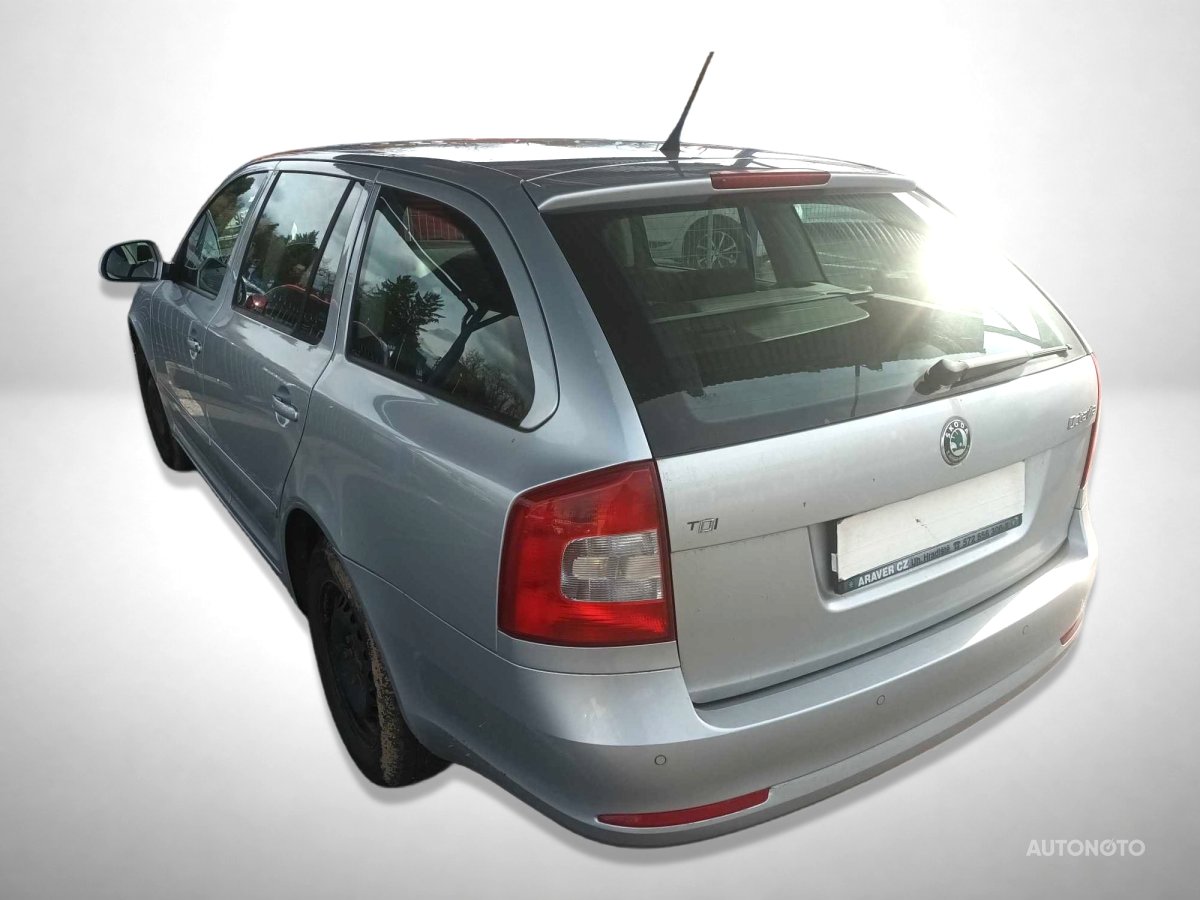 Škoda Octavia, 2012 - pohled č. 2