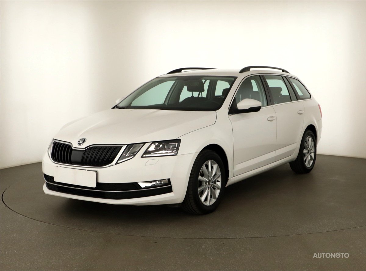 Škoda Octavia, 2017 - pohled č. 3