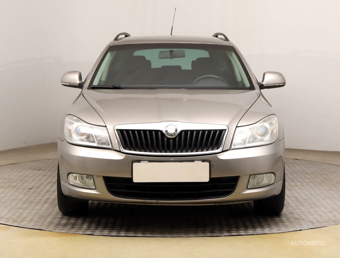 Škoda Octavia, 2009 - pohled č. 2