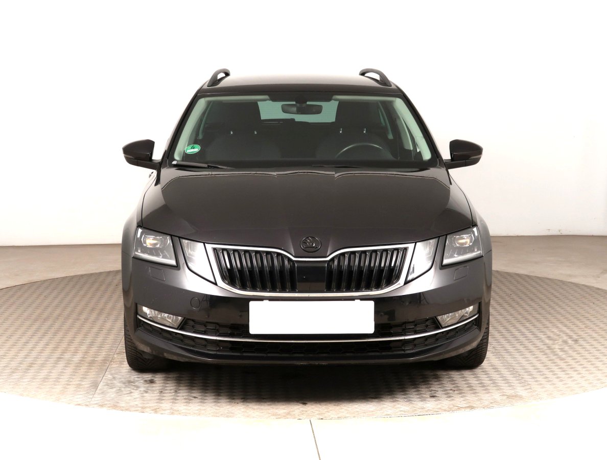 Škoda Octavia, 2017 - pohled č. 2