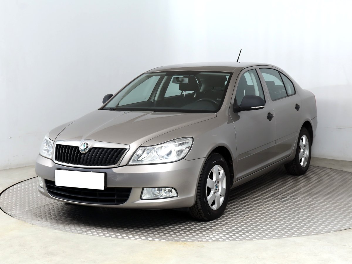 Škoda Octavia, 2012 - pohled č. 3