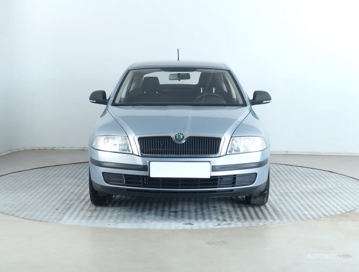 Škoda Octavia, 2011 - pohled č. 2