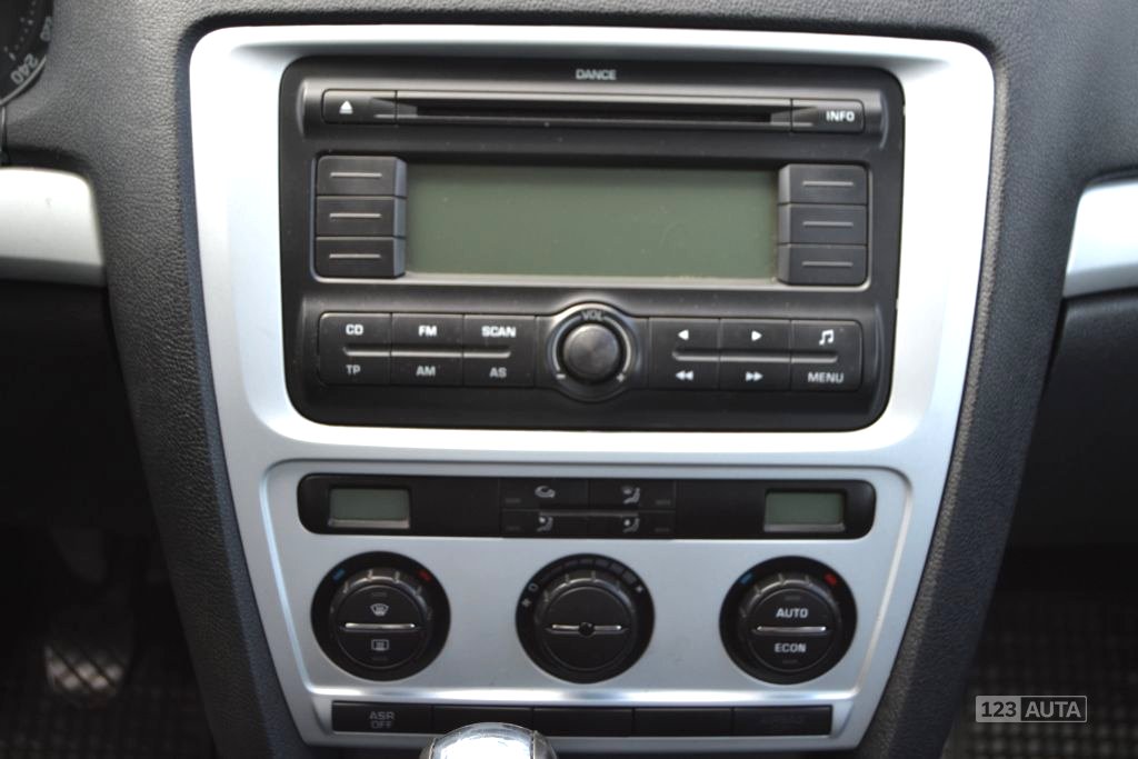 Škoda Octavia, 2005 - pohled č. 11