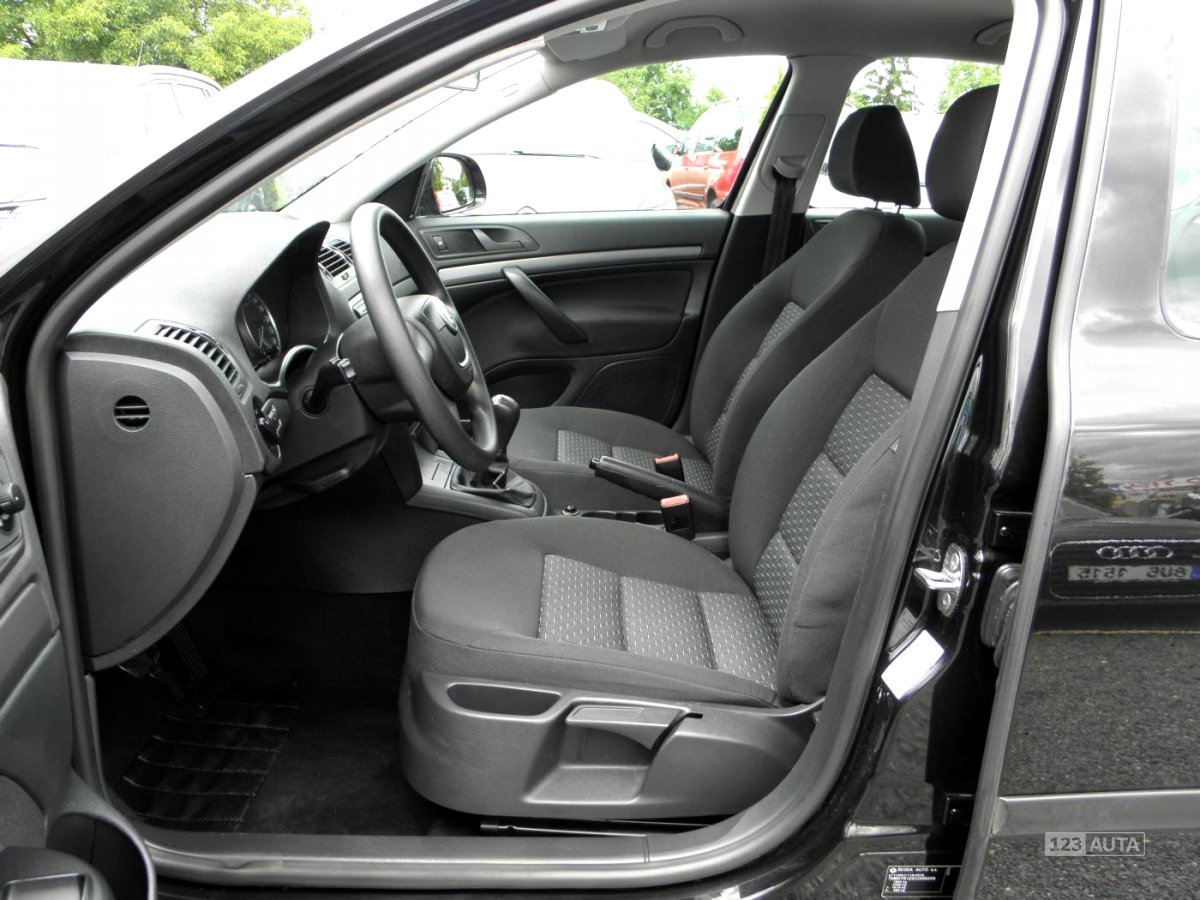 Škoda Octavia, 2012 - pohled č. 7