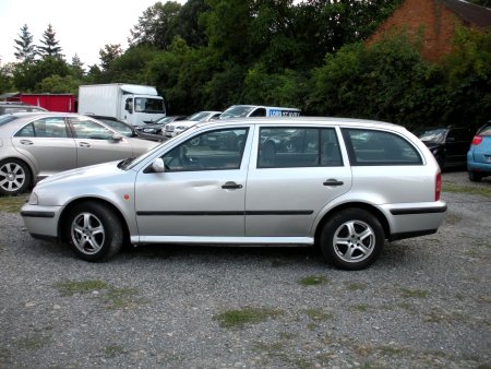 Škoda Octavia, 1999 - pohled č. 2