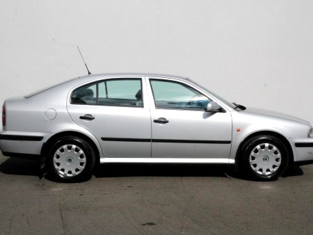 Škoda Octavia, 1999 - pohled č. 4