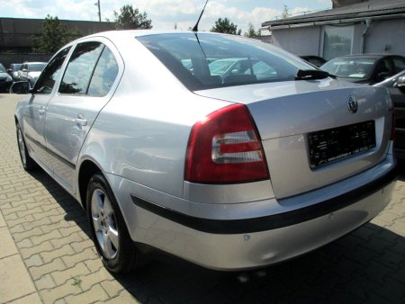 Škoda Octavia, 2008 - pohled č. 4