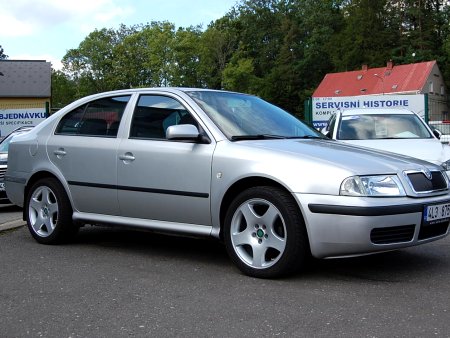 Škoda Octavia, 2002 - pohled č. 3