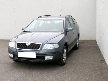 Škoda Octavia, 2006 - pohled č. 3