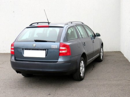 Škoda Octavia, 2006 - pohled č. 5
