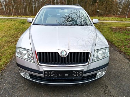 Škoda Octavia, 2005 - pohled č. 3